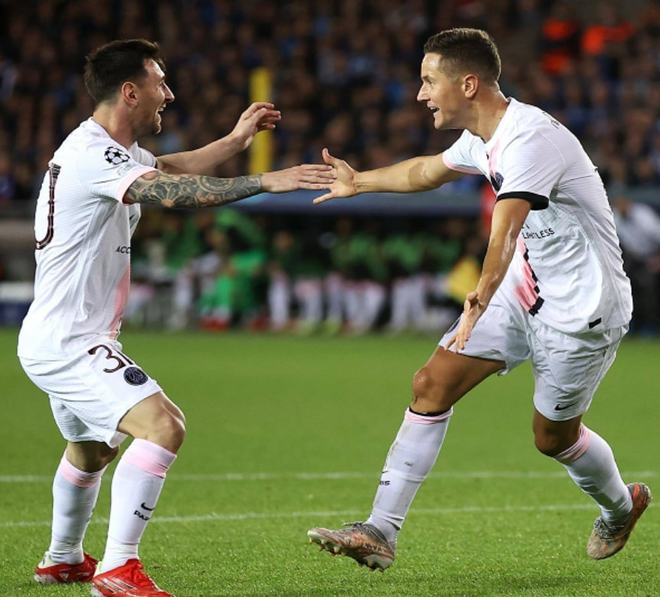 包含今夜迈阿密热火调整名单以备法甲，远射贴柱环节打磨，气氛紧张，临场指挥获称赞的词条