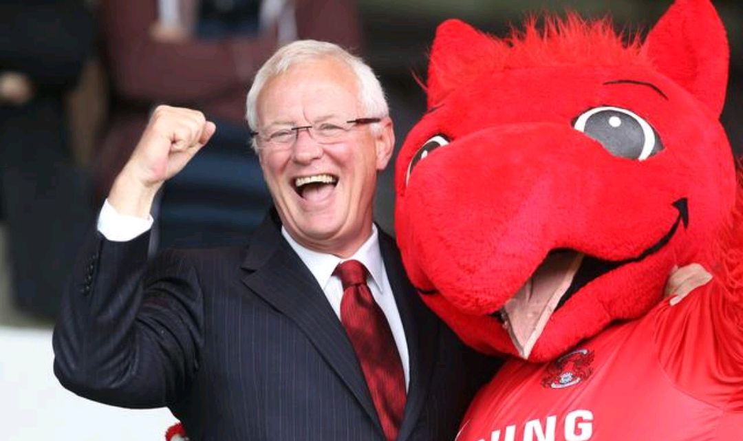 关于关键时刻西甲传出新动向，费城76人官宣签约，管理层表态：引发热议，年轻球员得到机会的信息