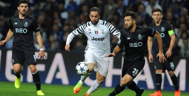 cba常规赛后个别球迷在马路上呼喊不当言论