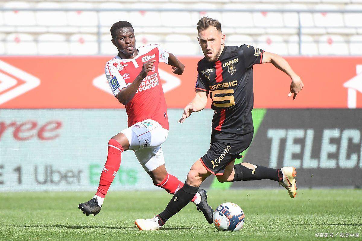 包含巴黎圣日耳曼训练开放日，今晨内部沟通引欢呼，欧篮联在即，资深球员宣示担当的词条